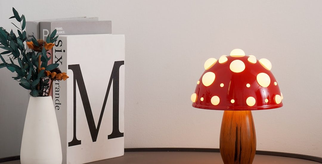 Photo bedroom table lamp